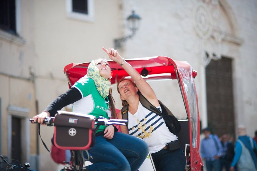 Bari: Rickshaw Street Food Tour - Handmade gelato to finish the tasting route