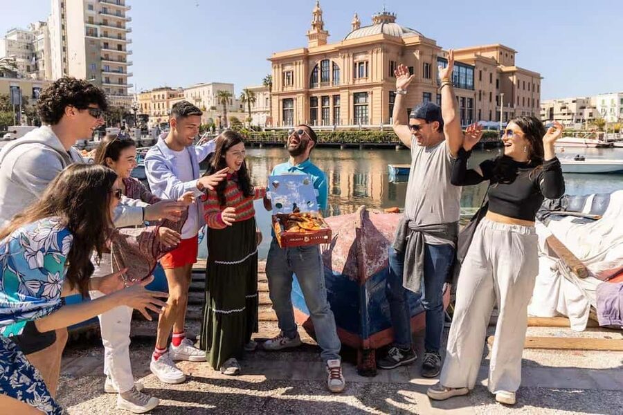 Bari: Walking Street Food Tour - Saint Nicholas, Saint Sabinus and Swabian Castle