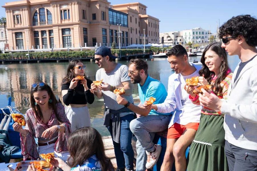 Bari: Walking Street Food Tour - Language, pace and guide style