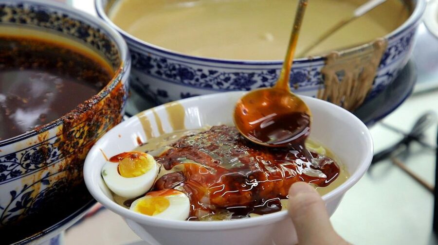 Beijing: Hutong Culinary Walking Tour with 15+ Tastings - Why This Hutong Food Walk Works So Well