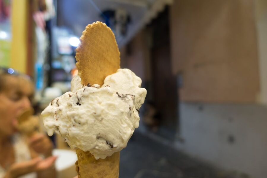 Bergamo: 3.5-Hour Traditional Food Tour - Who should book this Bergamo food tour