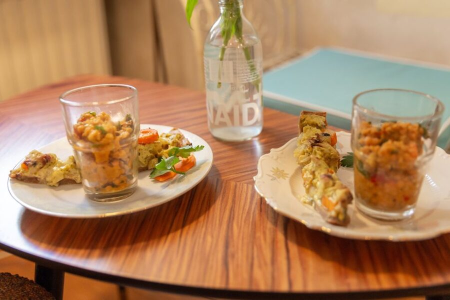 Berlin: Mitte Culinary Food Tour - Finishing at Red City Hall