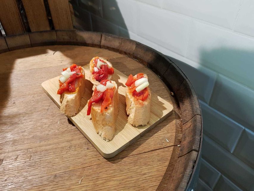 Berlin: Mitte Culinary Food Tour - Language, group style, and practical comfort