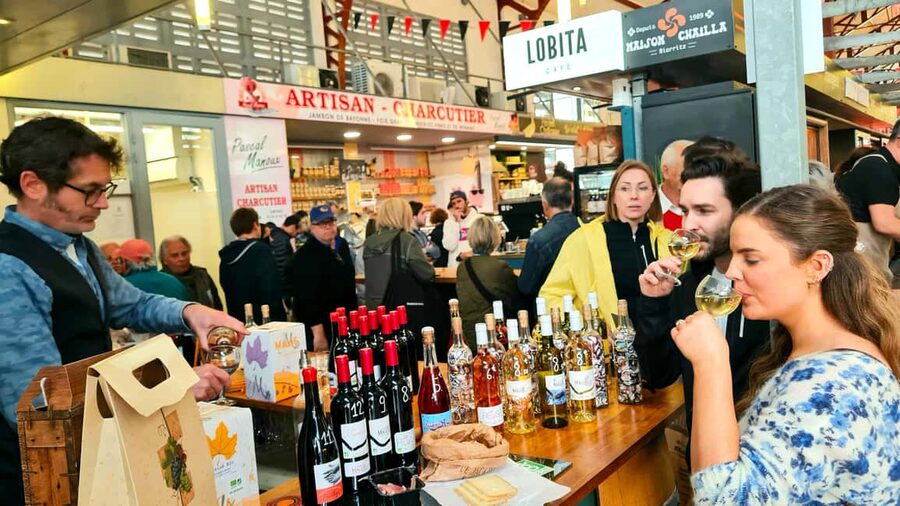 Biarritz: Culture and Food Walking Guided Tour - Should you book the Biarritz culture and food walk?