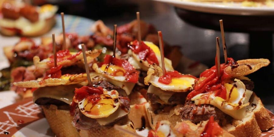 Bilbao: Gastronomic and Cultural Walking Tour with Tastings - Should you book the Explora-Norte experience?