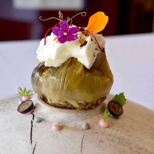 Bilbao: Gastronomic and Cultural Walking Tour with Tastings - Four drinks, with room for local habits