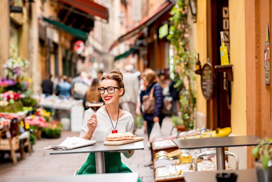 Bologna: Audio-Guided Archiginnasio Visit with Food Tasting - Key points to know before booking