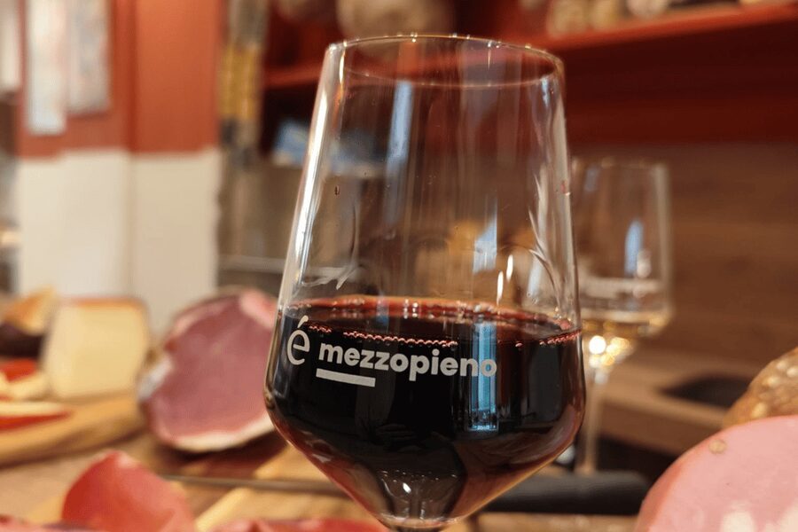 Bologna: Food and Wine Tasting with Interactive Game - FAQ