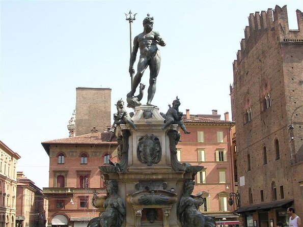 Bologna: Full meal Food Tour with Local Delights by Do Eat Better - Key points to know before you book