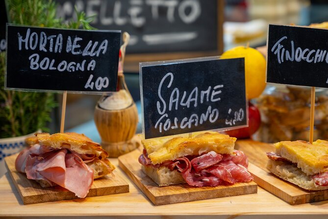 Bologna: Full meal Food Tour with Local Delights by Do Eat Better - Cotoletta alla Bolognese at Palazzo Sanuti