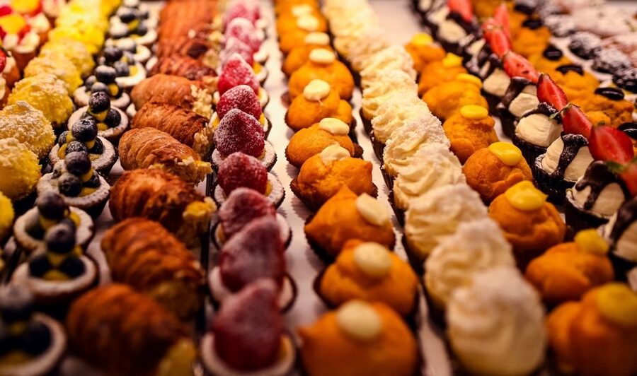Bologna: Local Food Tour with Authentic Tastings and Wine - Why Bologna is the right place for a food tour