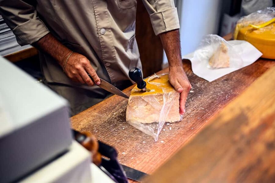 Bologna: Local Food Tour with Authentic Tastings and Wine - Who should book this Bologna food walk