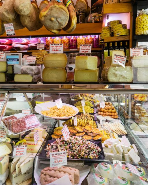 Bologna: Walking Food Tour with a Local Guide - Tigella, the little bread that opens the meal