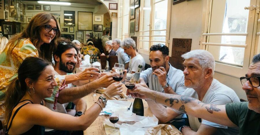 Bologna: Walking Food Tour with a Local Guide - What the guides add to the three hours