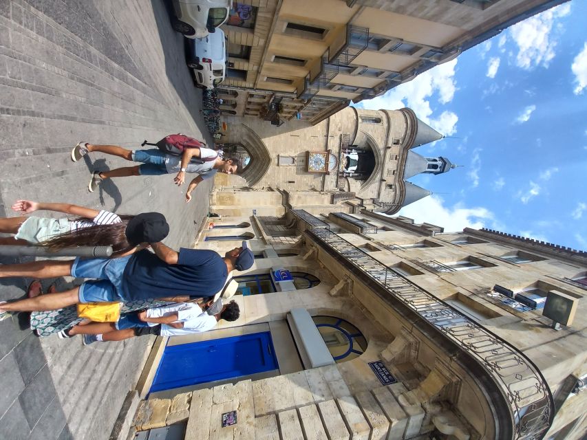 Bordeaux food tour: sweet specialities & highlights - The Monument to the Girondins and Bordeaux’s grand scale