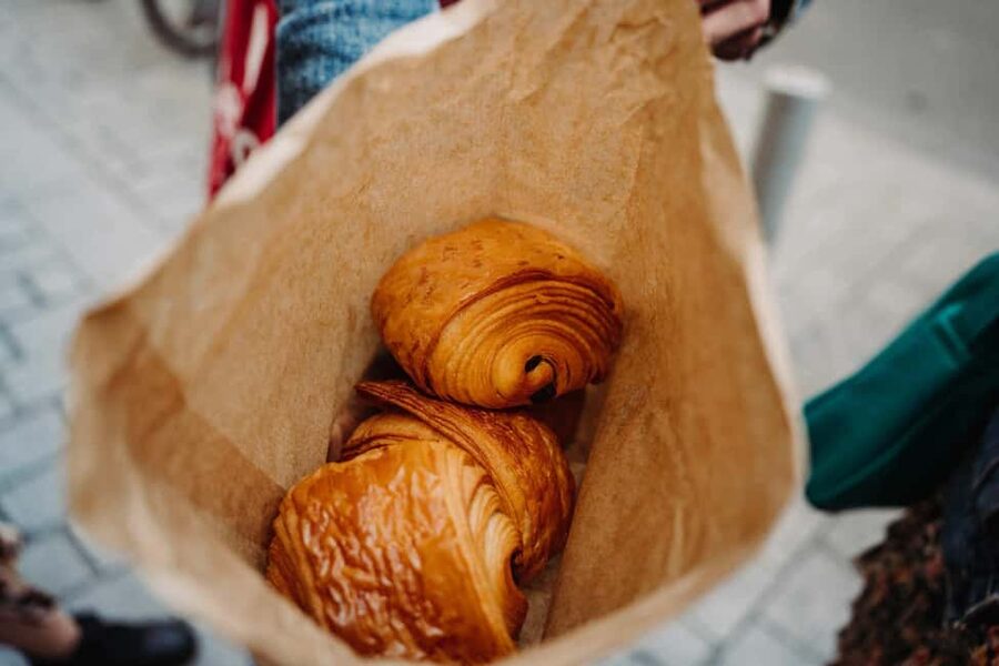Bordeaux: Guided Food and Wine Tour with Tastings - Cheese, terroir, and a practical taste of France