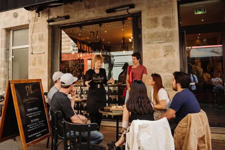 Bordeaux: Guided Food and Wine Tour with Tastings - Croissants, canelé, and Bordeaux’s sweet tooth