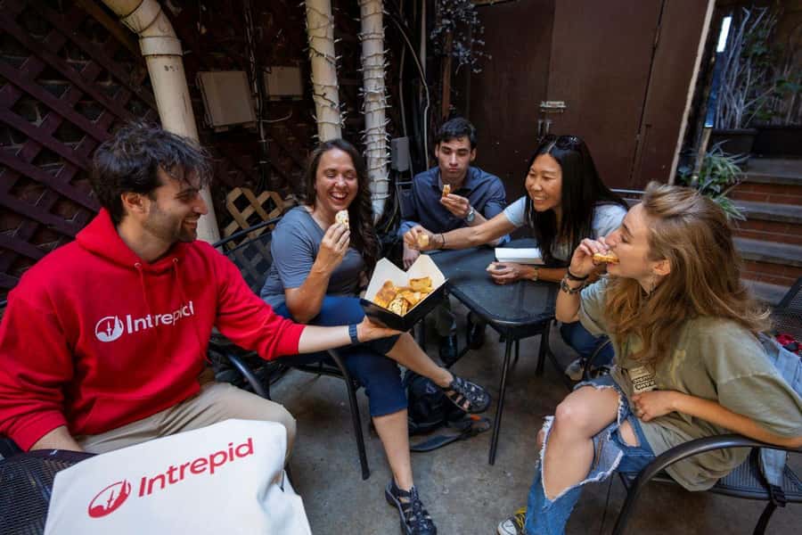 Boston: North End Food Experience with Pizza, Meats & Cheese - Key points at a glance