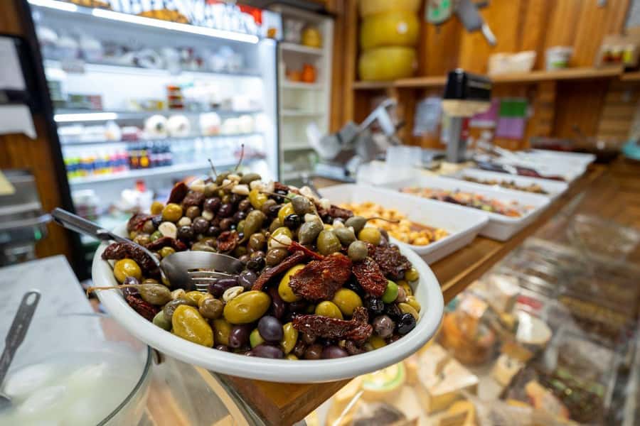 Boston: North End Food Experience with Pizza, Meats & Cheese - Pizza and pastry finish the route