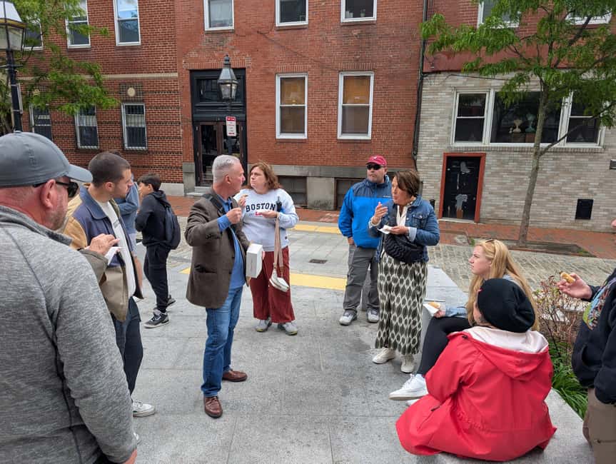 Boston: North End & Little Italy Food Tour with Local Dishes - Pizza, arancini, and Italian specialties