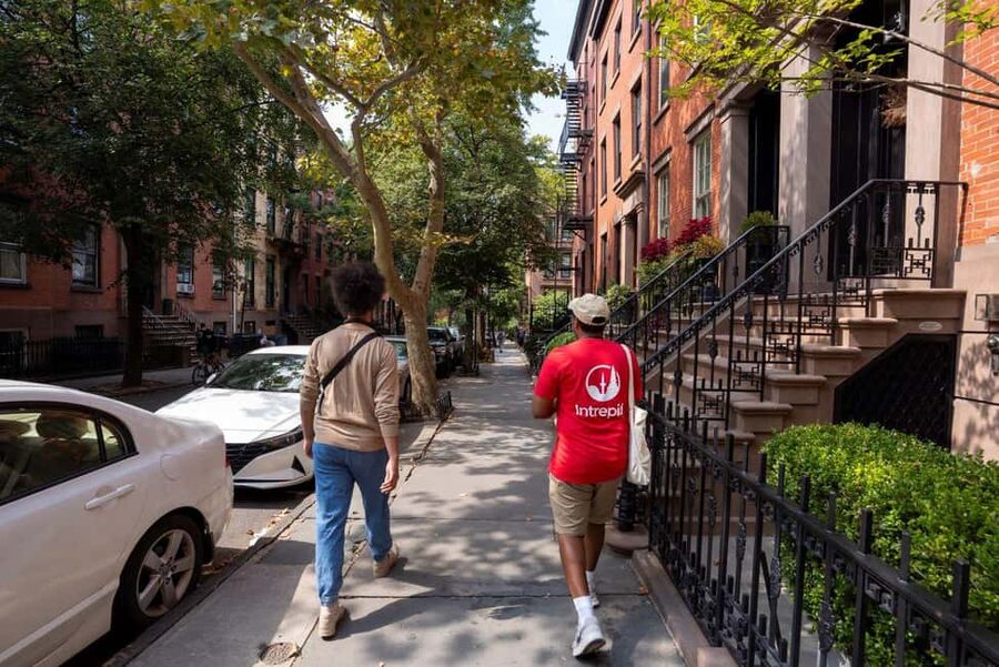 Brooklyn Food Tour of Mom-and-Pop Culinary Gems - Carroll Gardens and the neighborhood story