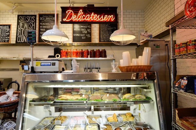 Brooklyn Food Walking Tour: Local Eats & Family‑Run Shops - Atlantic Avenue and a taste of Brooklyn Heights