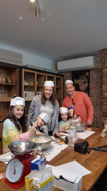 Bruges: 1.5-Hour Waffle Making Workshop - All You Can Eat - How much personal attention will you get?