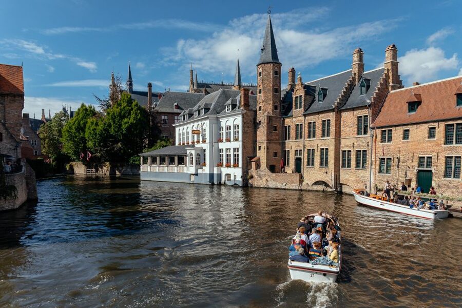Bruges: Private Food Tour – 10 Tastings with Locals - The Gruuthusemuseum stop keeps the tour cultural