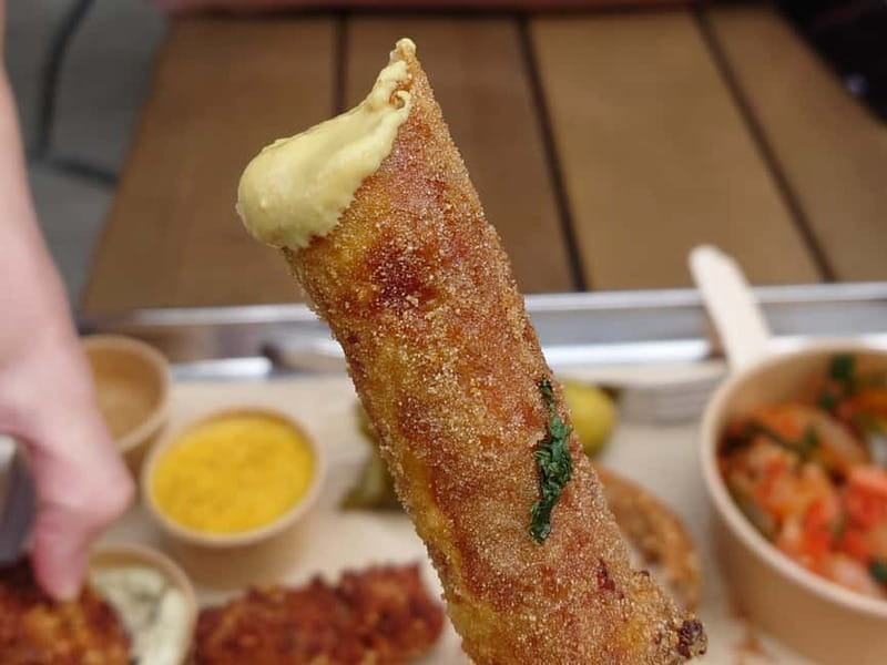 Brussels: City Center Guided Food Tour with Tastings - The guides make the difference