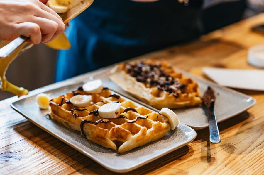 Brussels: Waffle Making Workshop - All You Can Eat - A central location that fits into a sightseeing day