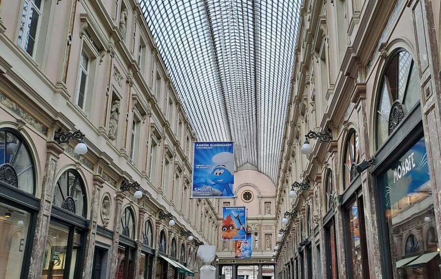 Brussels: Walking Food Tour with Chocolate, Beer, & Waffles - Saint Catherine, the old port, and city views