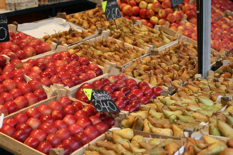 Budapest Culinary & Wine Walk—Budapest’s Signature Food Tour - Should you book the Budapest Culinary and Wine Walk?