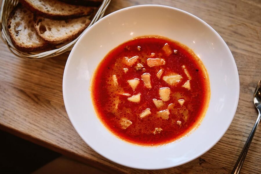 Budapest Guided Food Walking Tour with Drinks Included - Practical matters that affect your day