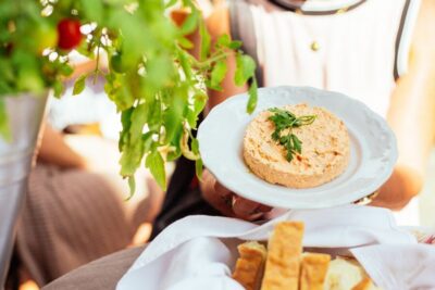 Private Food Tour – 10 Tastings with Locals