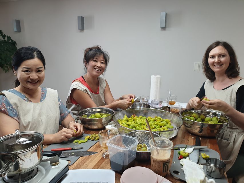 Busan: Small-Group Traditional Korean Food Cooking Class - Cooking bibimbap near Haeundae Beach