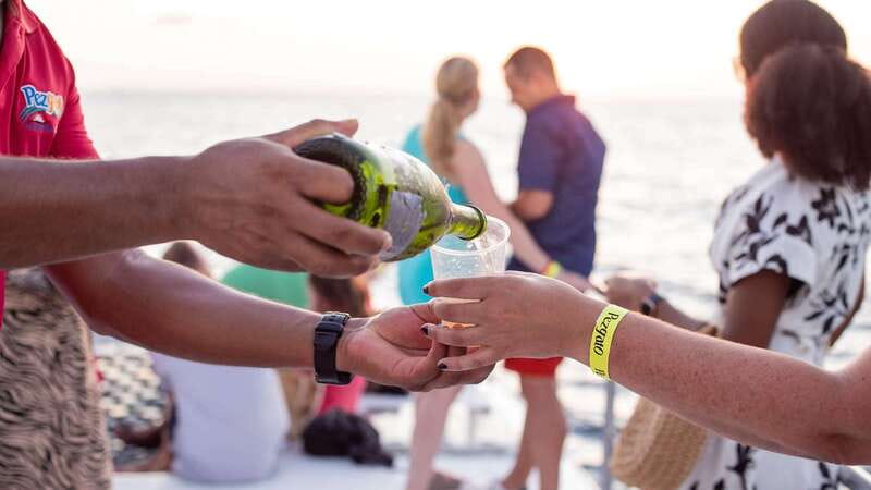 Cabo San Lucas: 2 Hour Sunset Cruise with Food and Wine - Booking Details Worth Getting Right