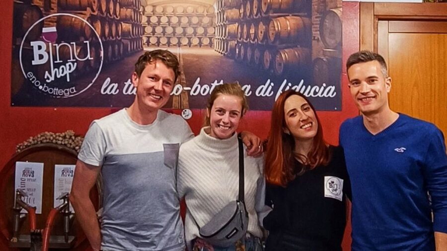 Cagliari: Food and Wine Tasting Experience - Sardinian wine paired with local food