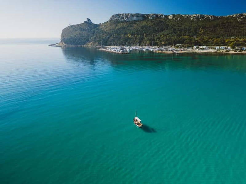 Cagliari: Gozzo Tour with 3 Swim Stops, Snorkel & Local Food - Why seeing Cagliari from a gozzo changes the day