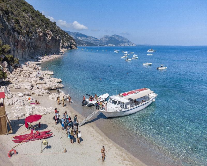 Cala Gonone: Gulf of Orosei Cruise with Food and Swimming - A full day along the Gulf of Orosei