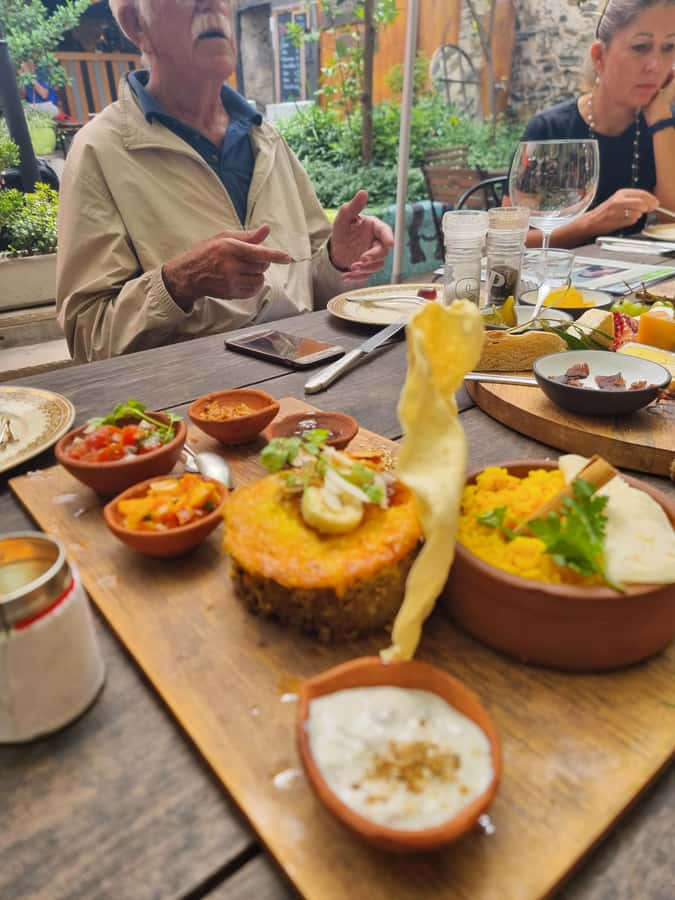 Cape Town: Culinary Walking Tour with Food Tastings - How much food should you expect?