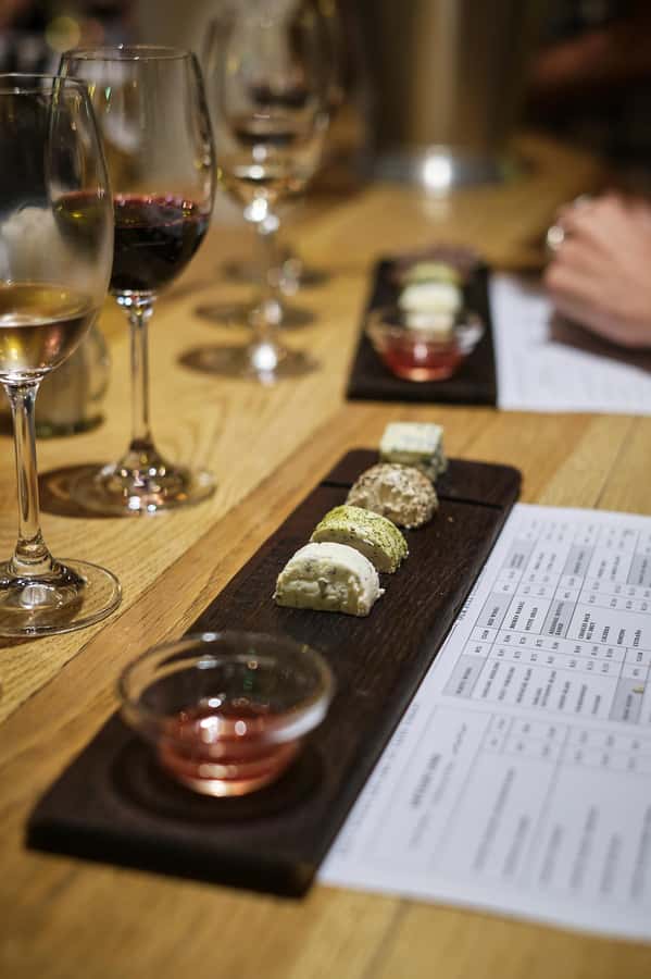 Cape Town: Full-Day Winelands Tour with Wine Tastings & Food - Lunch at a vineyard, with time to slow down