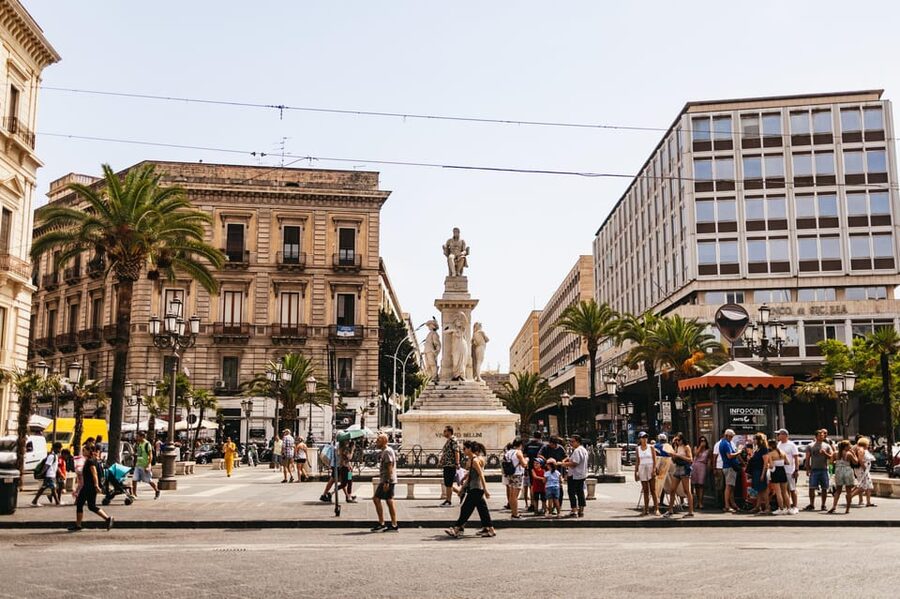 Catania: Guided Street Food Walking Tour - Walking conditions, group feel and practical planning