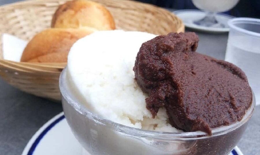 Catania: Street Food Guided Walking Tour - Piazza dell’Università and Catanese pastry