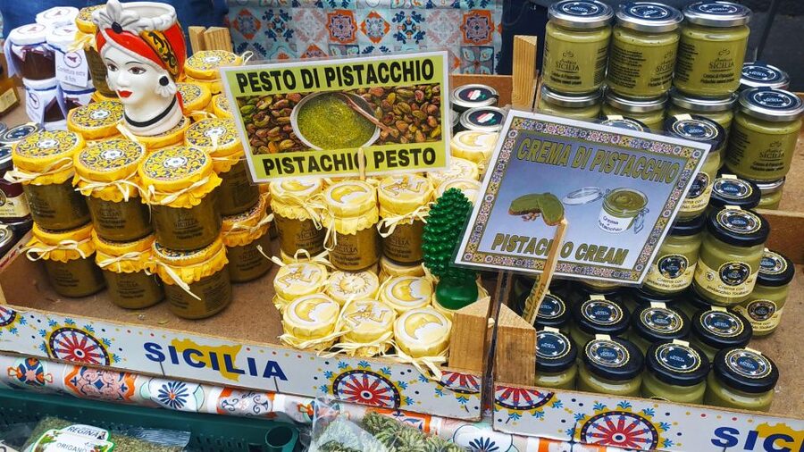 Catania Street Food Tour: Fish Market & City Centre - Who should book this tour?
