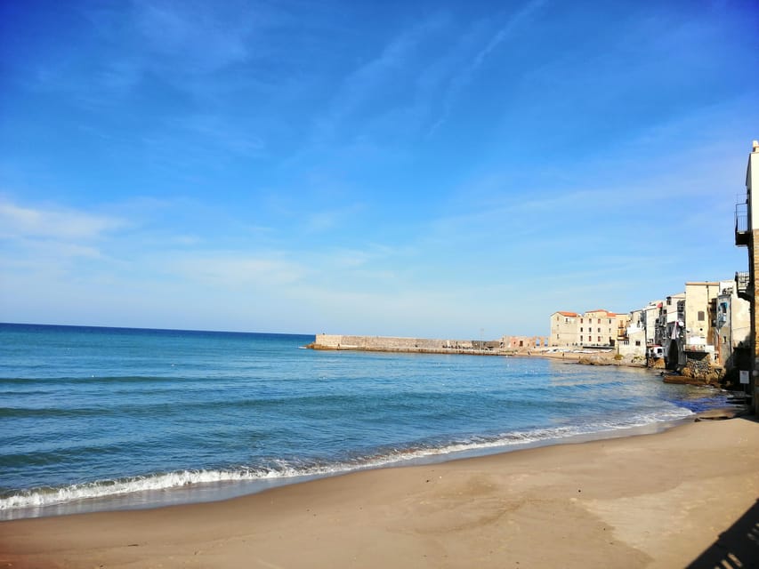 Cefalù: Street Food Tour with Tastings - A food tour that first teaches you Cefalù