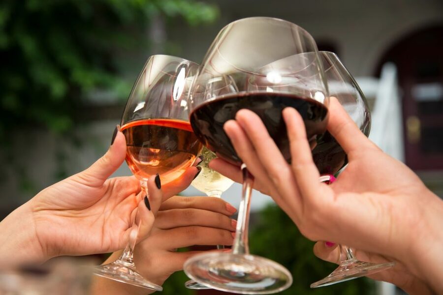 Chania: Wine, Food, and Sunset Tour with 3-Course Dinner - Back streets, Venetian buildings, and local stories