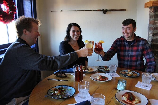Charleston French Quarter or Brunch Food Tour with 7+ Tastings - The walking pace and guide make the difference