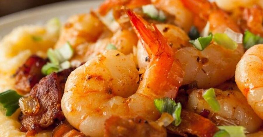 Charleston: Historic Downtown Food Tour - Old Exchange and Waterfront Park between bites