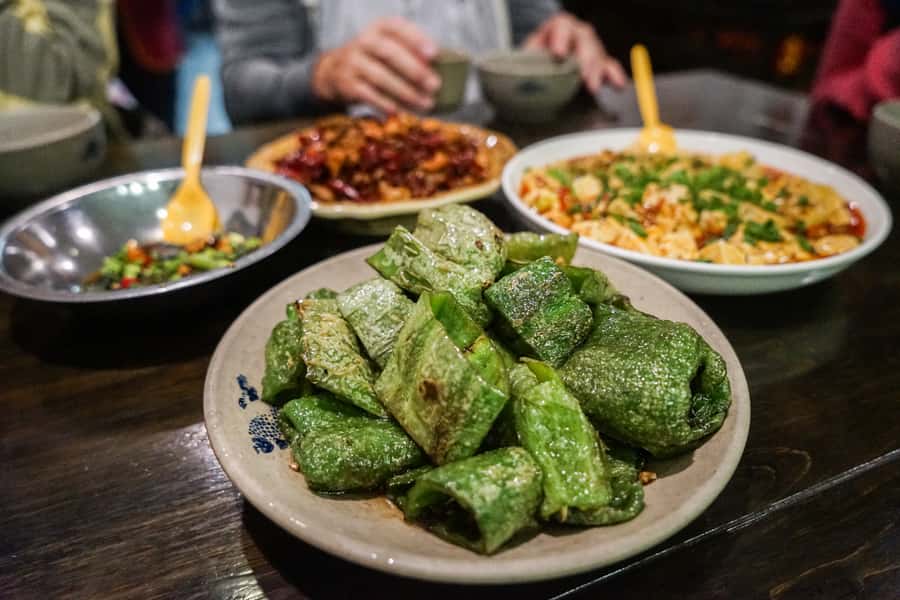 Chengdu: Hidden Dishes and Beers UNESCO Food Evening Tour - The final bar and local drinks