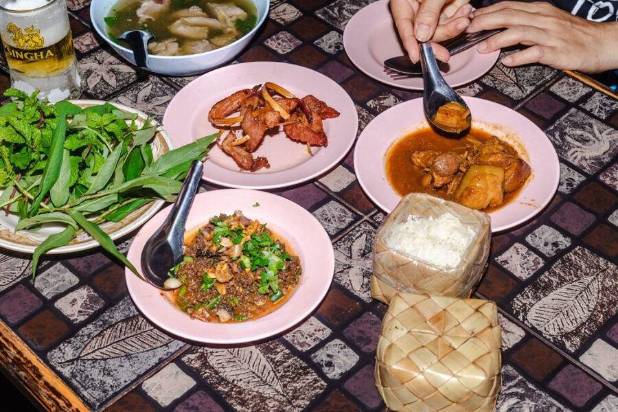 Chiang Mai: Food Tour by Songtheaw Truck with 15+ Tastings - Who should book this food tour?